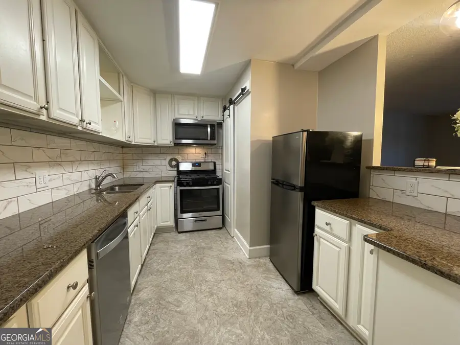 2965 Pharr Court South Sw #119, Atlanta, GA 30305 - Image #3