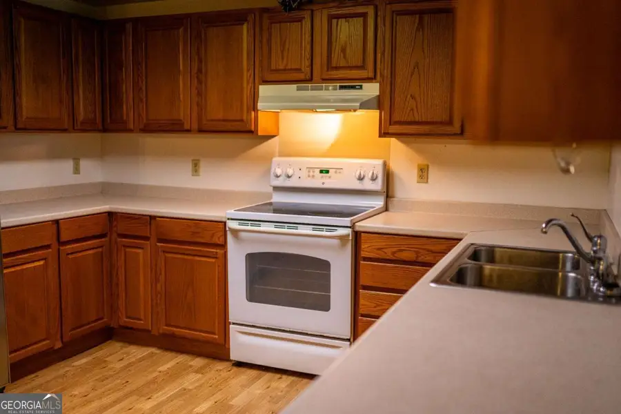 5525 E Railroad Avenue, Patterson, GA 31557 - Image #2