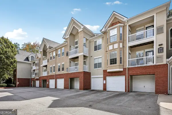 2211 Westchester Ridge, Atlanta, GA 30329