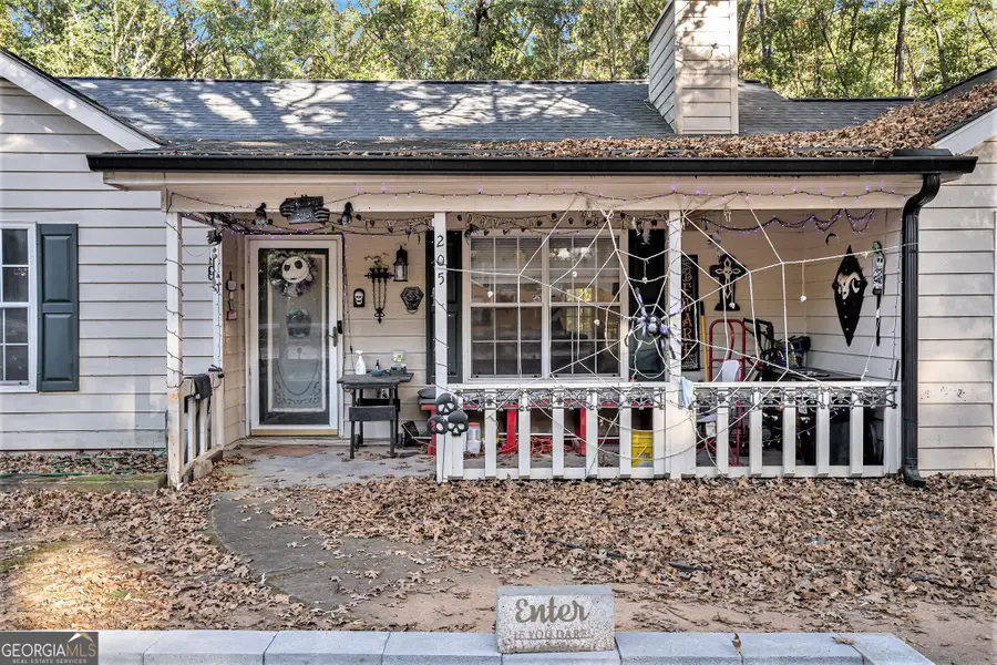 205 Woodcrest Drive, Covington, GA 30016 - Image #2