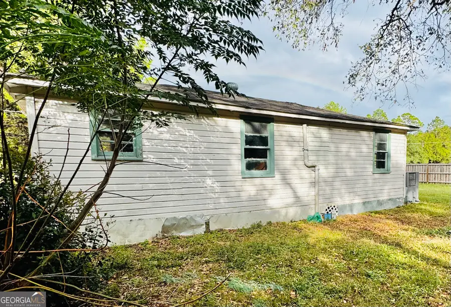 363 W Brazell Street, Reidsville, GA 30453 - Image #3