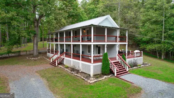 237 Chestnut Gap Road, Blue Ridge, GA 30513