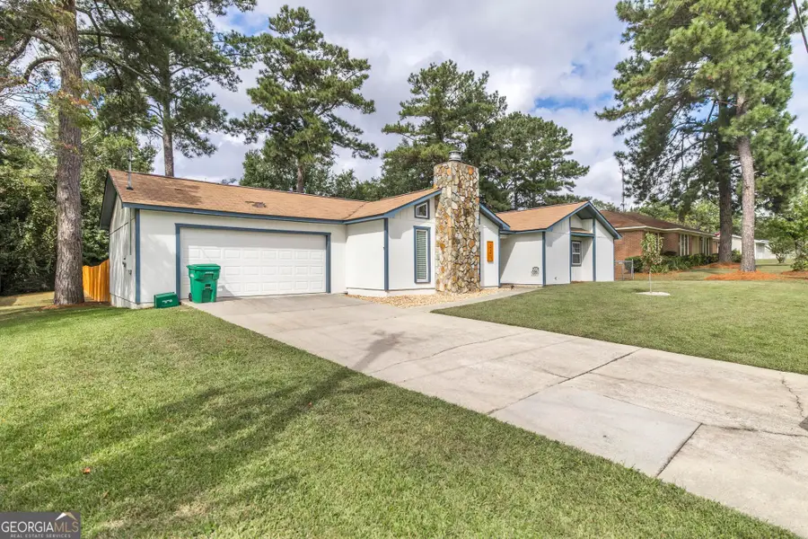 221 Gilchrist Drive, Warner Robins, GA 31093 - Image #2