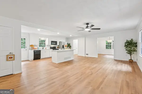 3735 Stonewall Drive Nw, Kennesaw, GA 30152