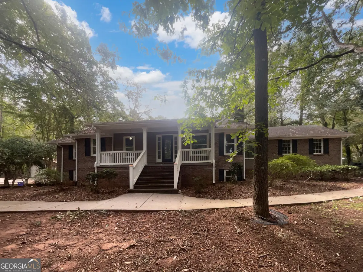 121 Northwoods Road, Sharpsburg, GA 30277 - Image #1