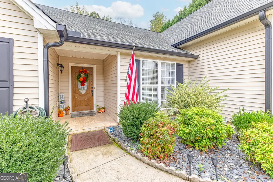 1054 Iron Wood Court, Auburn, GA 30011 - Image #3