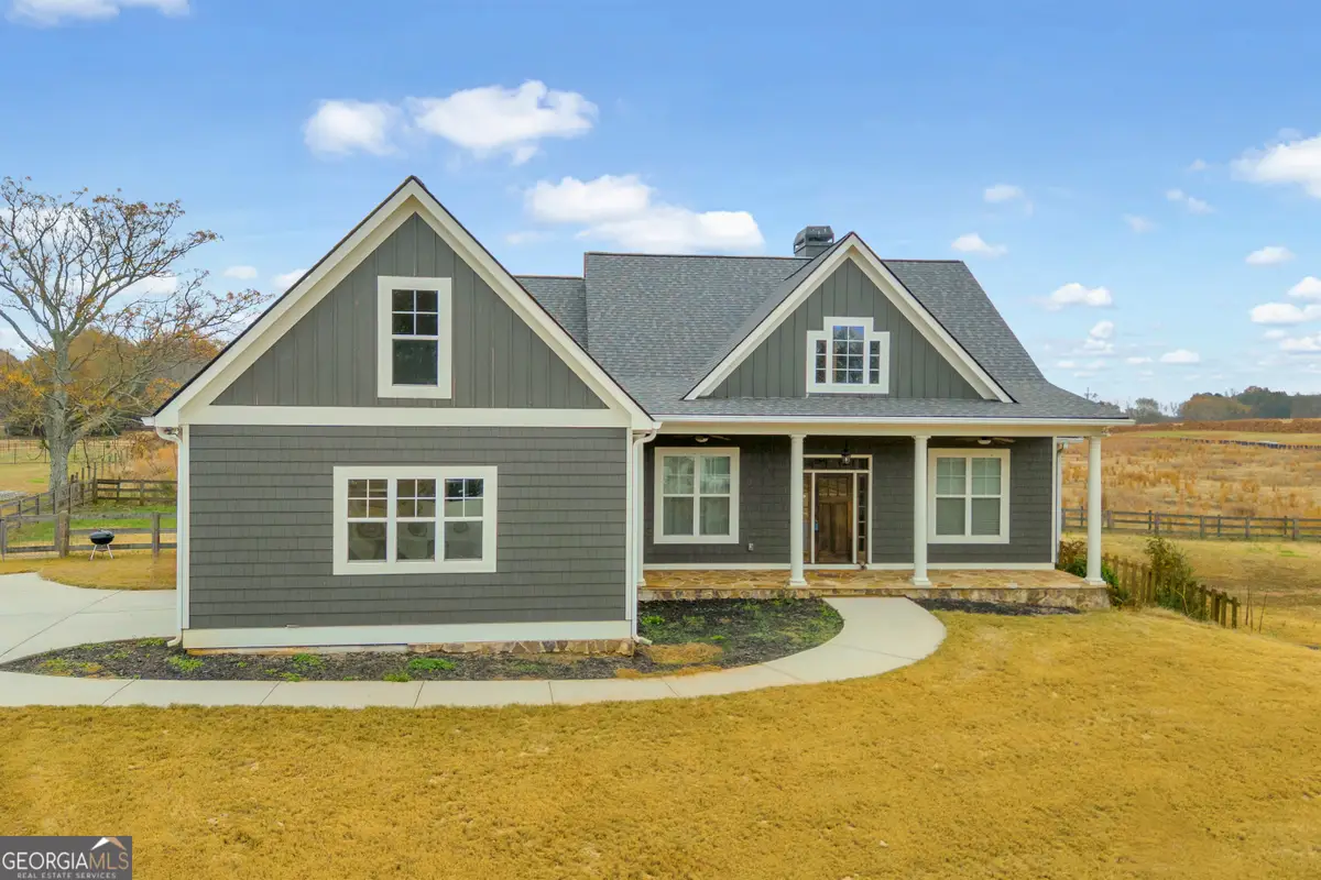 225 Wicklow Court, Hoschton, GA 30548 - Image #1