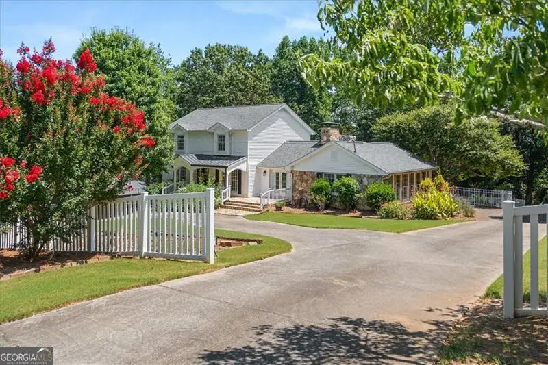 2166 Tanglewood Drive, Snellville, GA 30078 - Image #1