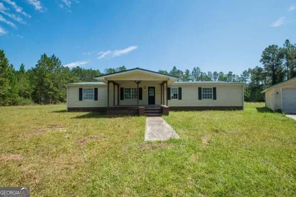 190 Forest Lake Drive, Folkston, GA 31537