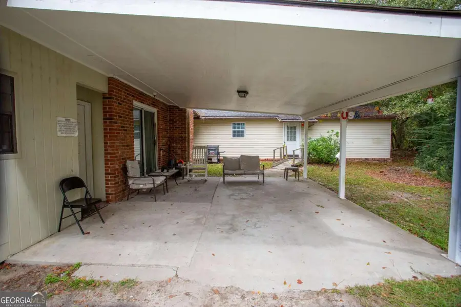 537 City Circle, Baxley, GA 31513 - Image #2
