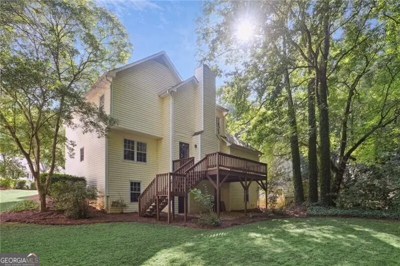 591 Oakledge Drive Nw, Marietta, GA 30060 - Image #2