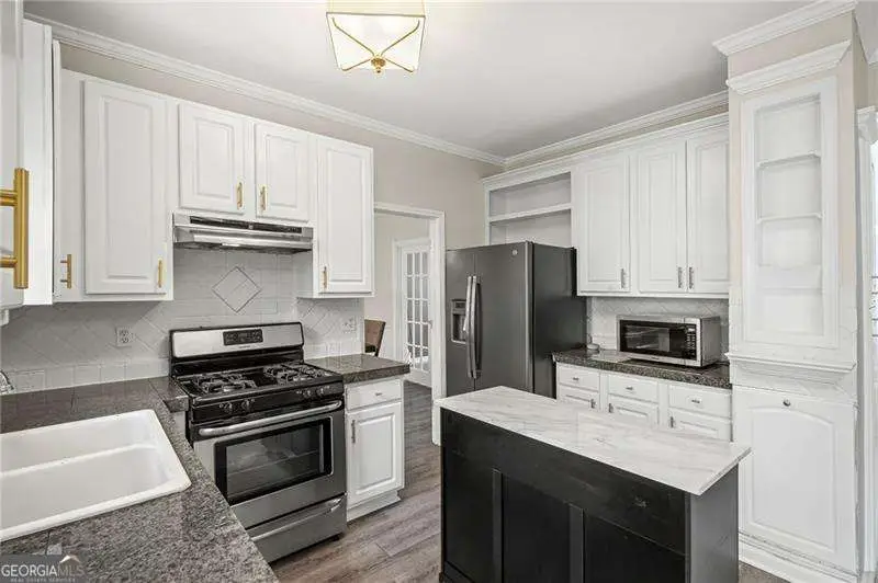 777 Chanson Drive Sw, Marietta, GA 30064 - Image #3