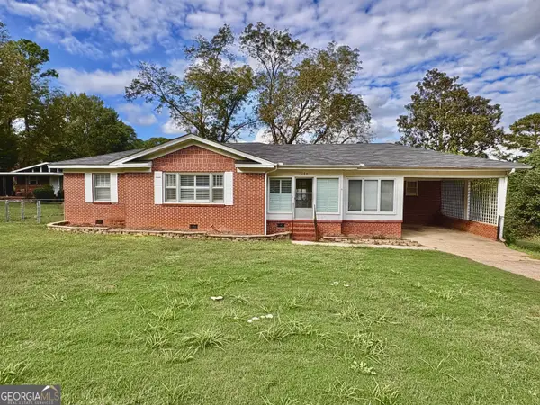 106 S Chilton Crescent, Lagrange, GA 30240