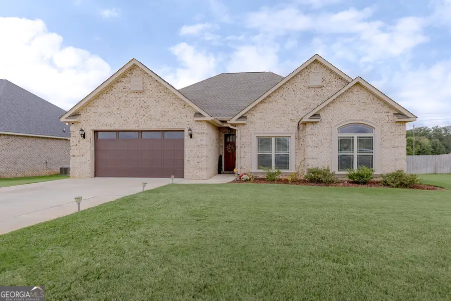 250 Ashley Nicole Avenue, Bonaire, GA 31005 - Image #2