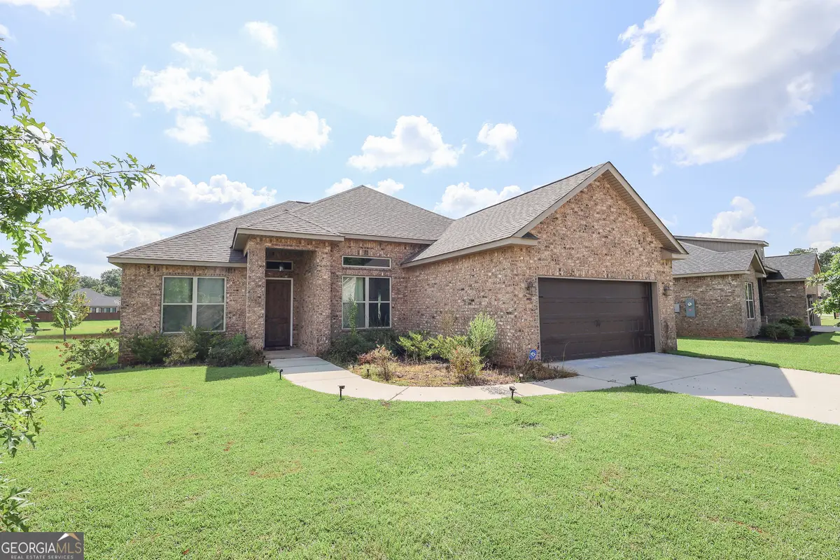 110 Gwendolyn Avenue, Perry, GA 31069 - Image #1