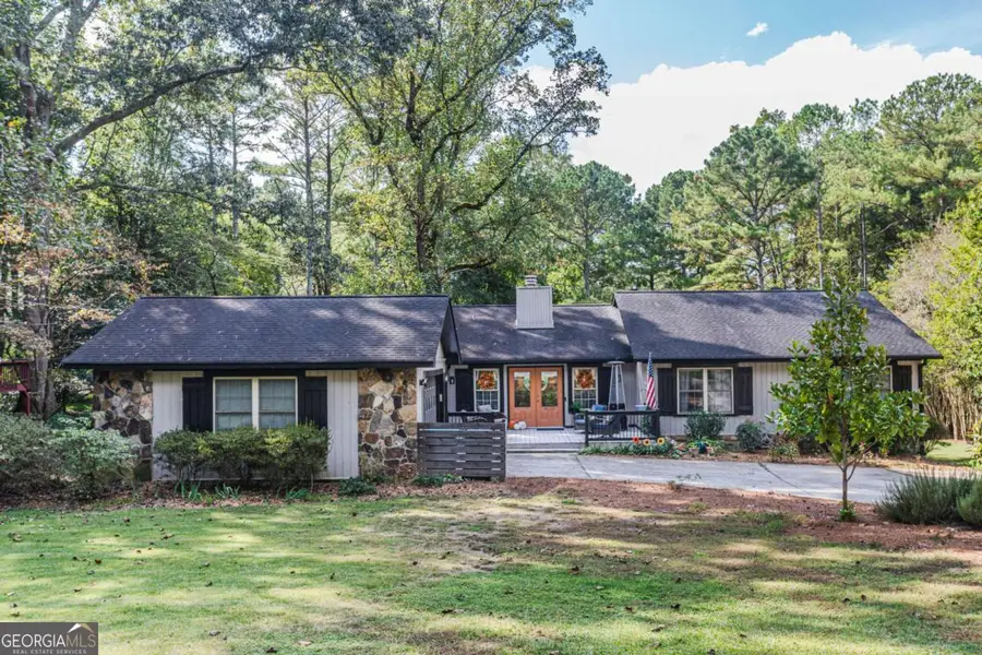 3725 Hunting Ridge Drive Sw, Lilburn, GA 30047 - Image #2