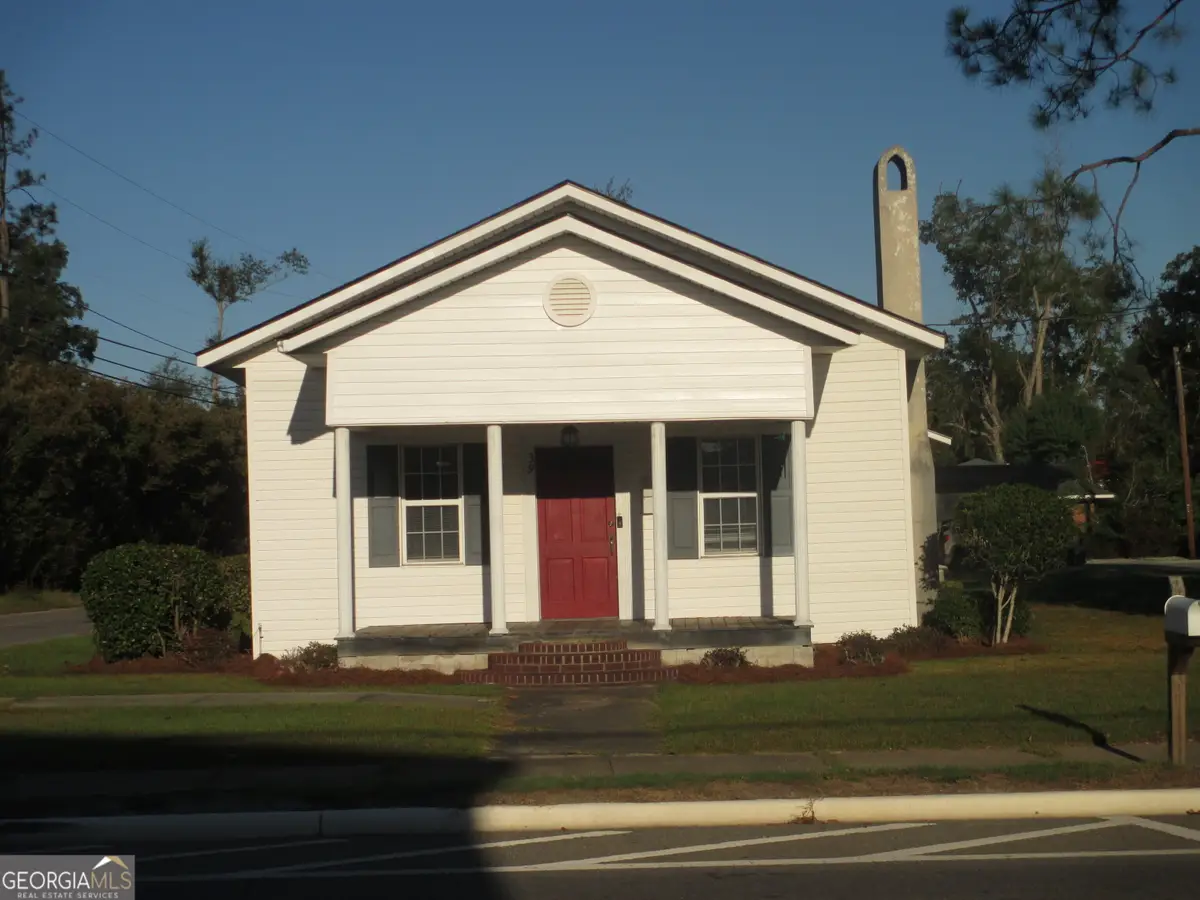 39 N Tallahassee Street, Hazlehurst, GA 31539 - Image #1