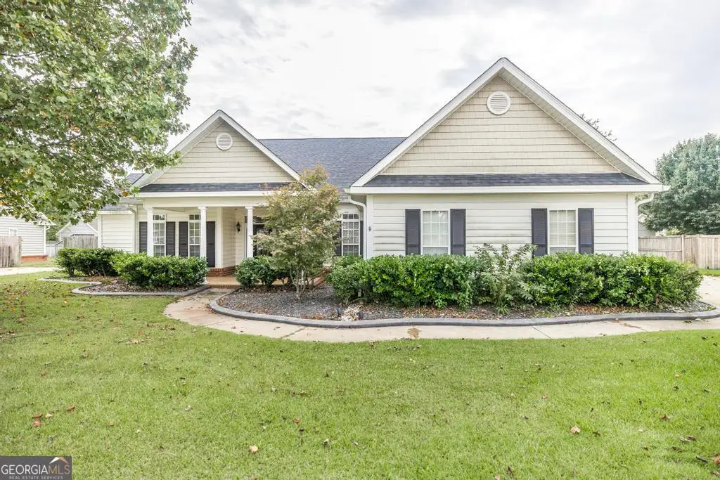 204 Lovorn Circle, Warner Robins, GA 31088 - Image #1