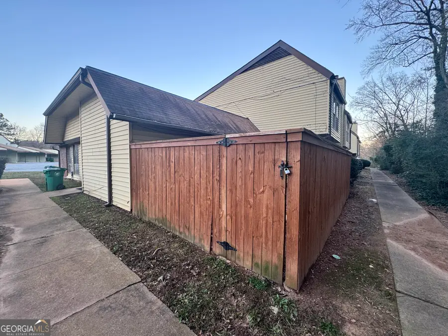 3223 Strawberry Lane, Decatur, GA 30034 - Image #2