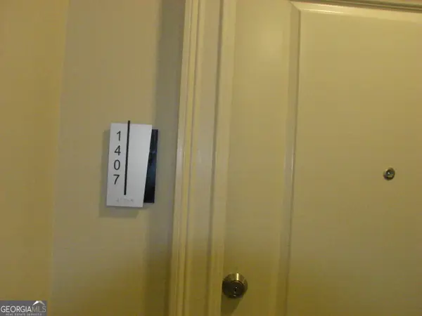 270 17th Street Nw #1407, Atlanta, GA 30363