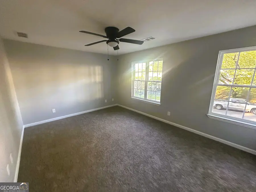 1084 Huntington Trace Se, Smyrna, GA 30082 - Image #2