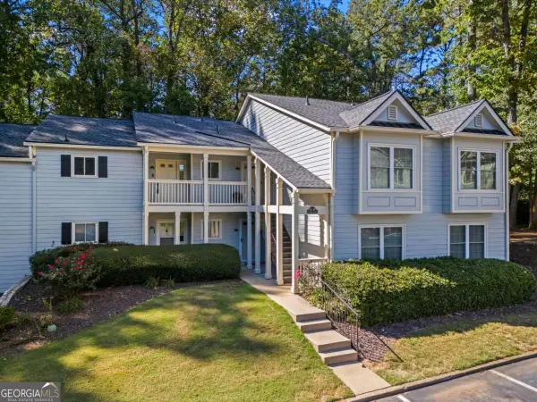 36 Doranne Court Se, Smyrna, GA 30080