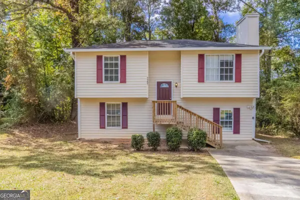 5585 Fairington Place, Lithonia, GA 30038