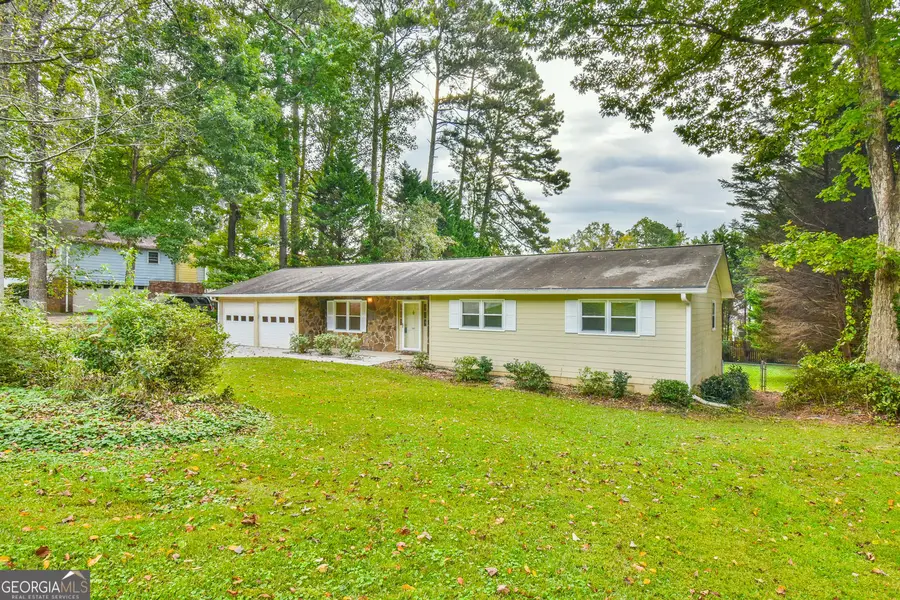 246 Greenwood Drive Nw, Lilburn, GA 30047 - Image #2