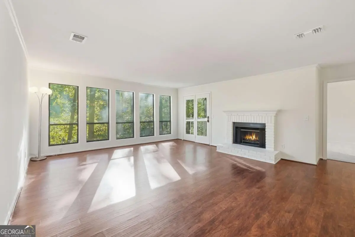 427 Warm Springs Circle, Roswell, GA 30075 - Image #1