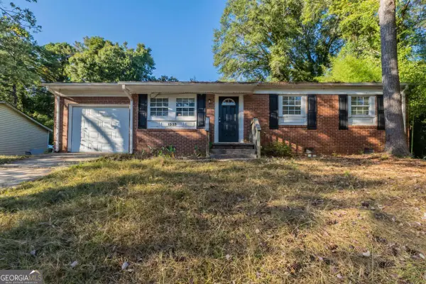 1337 Pineglen Drive, Riverdale, GA 30296
