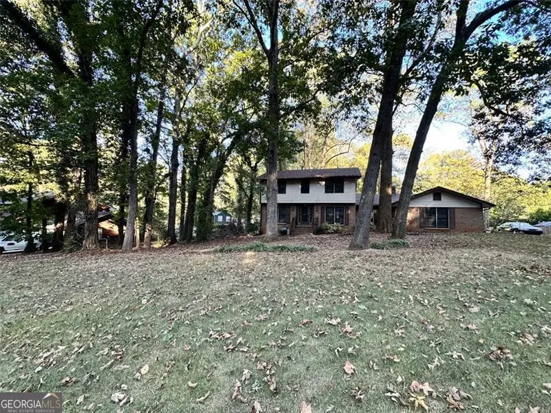 648 Bralorne Drive, Stone Mountain, GA 30087 - Image #2