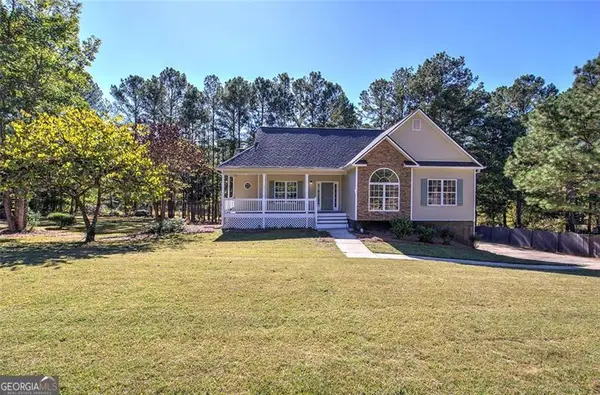135 Greatwood Drive, White, GA 30184