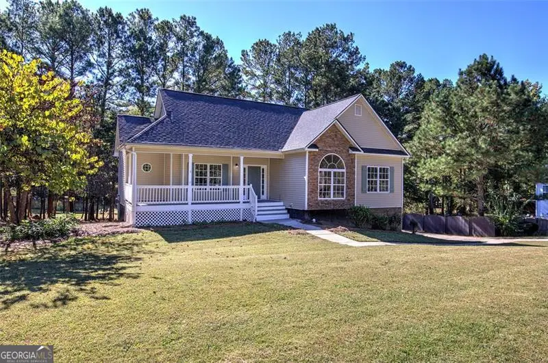 135 Greatwood Drive, White, GA 30184 - Image #3