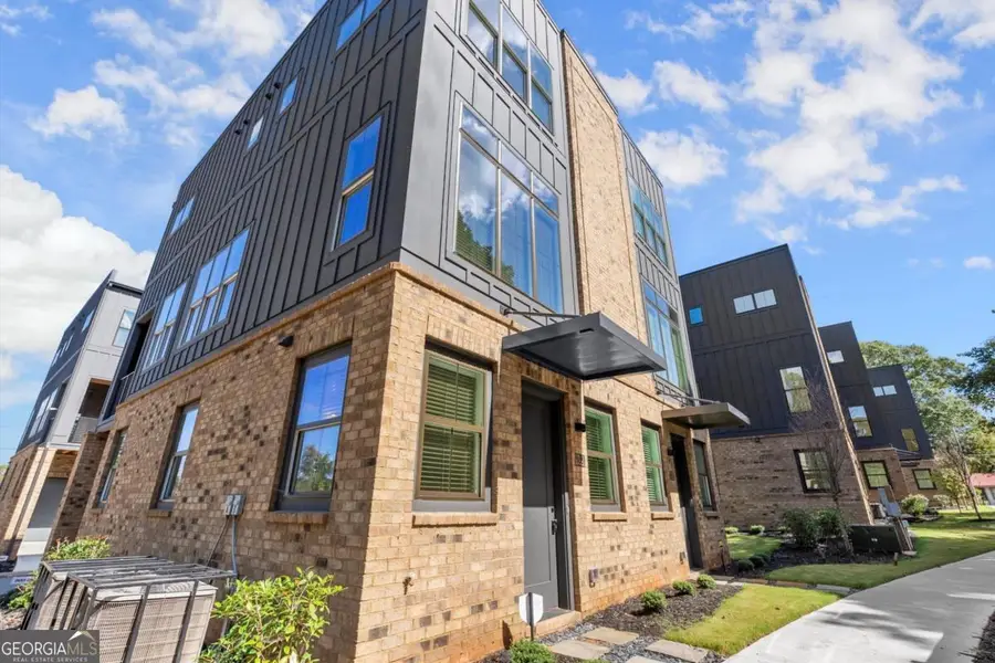 1135 Knight Walk Nw, Atlanta, GA 30318 - Image #3