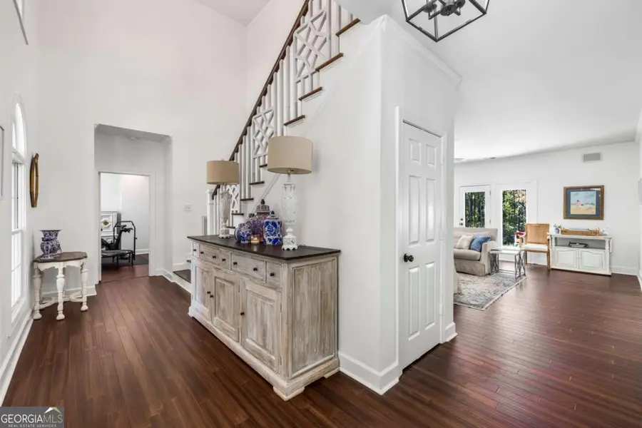 2126 Green Drive Sw, Marietta, GA 30064 - Image #2