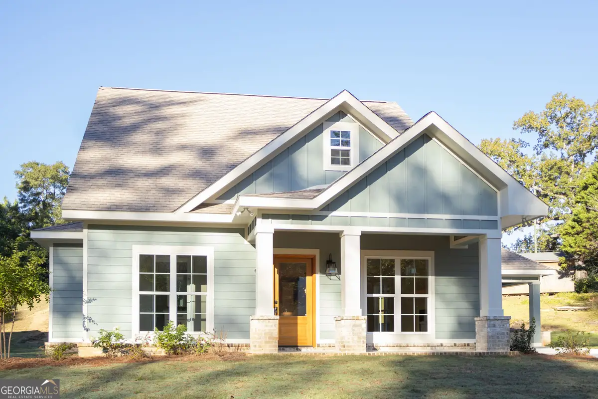 905 Massee Lane, Perry, GA 31069 - Image #1