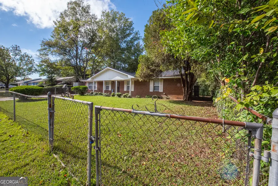 111 Briarwood Drive, Warner Robins, GA 31093 - Image #2