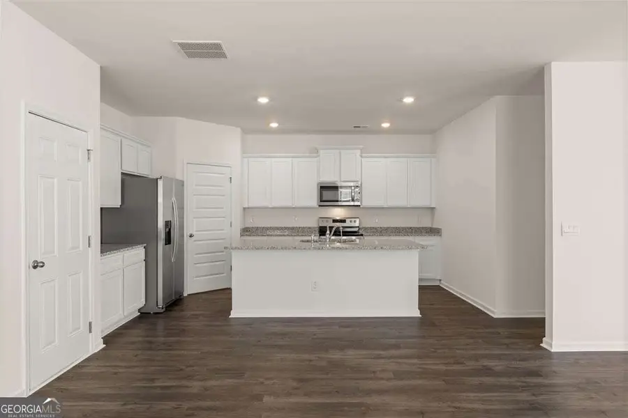 6058 Knickerbocker Street, Mableton, GA 30126 - Image #3