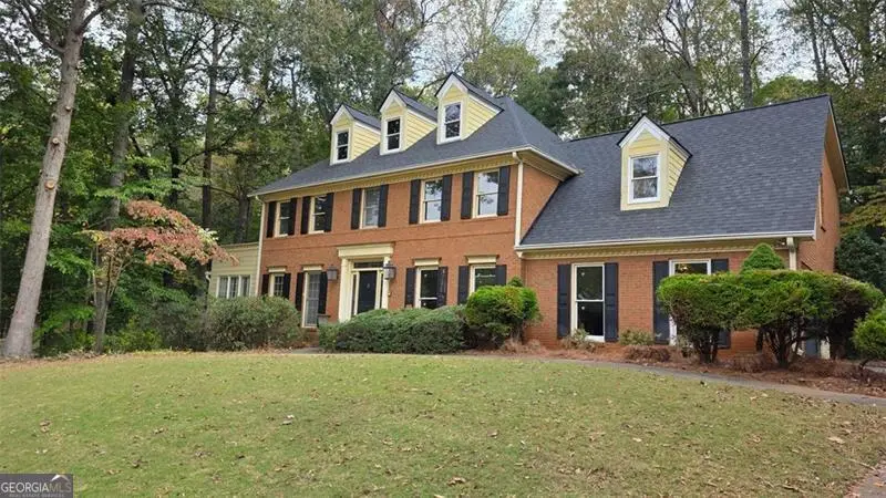 865 Fercroft Court, Roswell, GA 30075 - Image #2