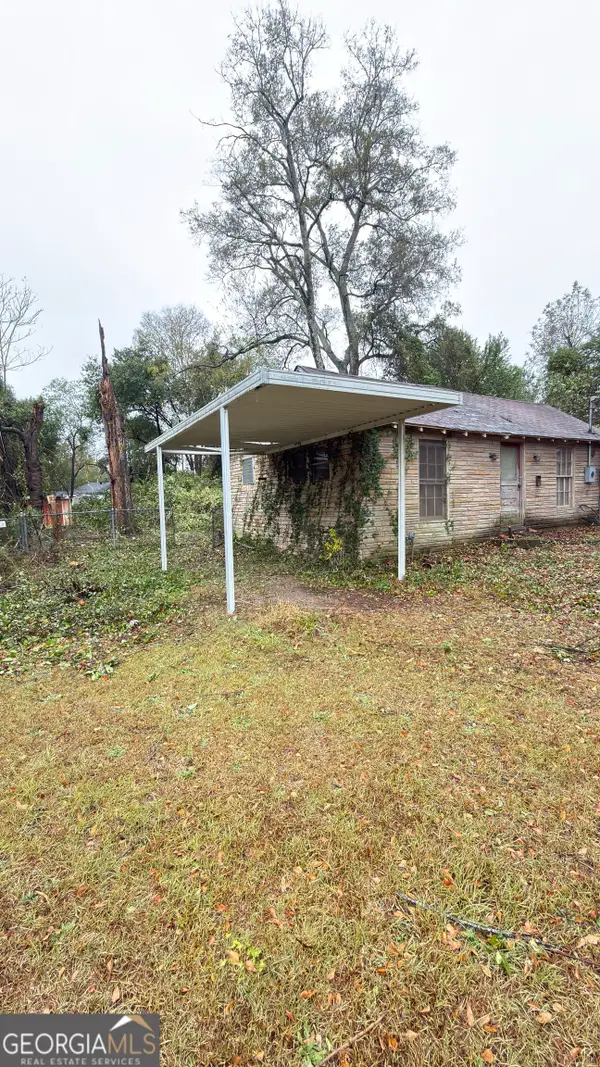 1055 Lamont Street, Macon, GA 31204