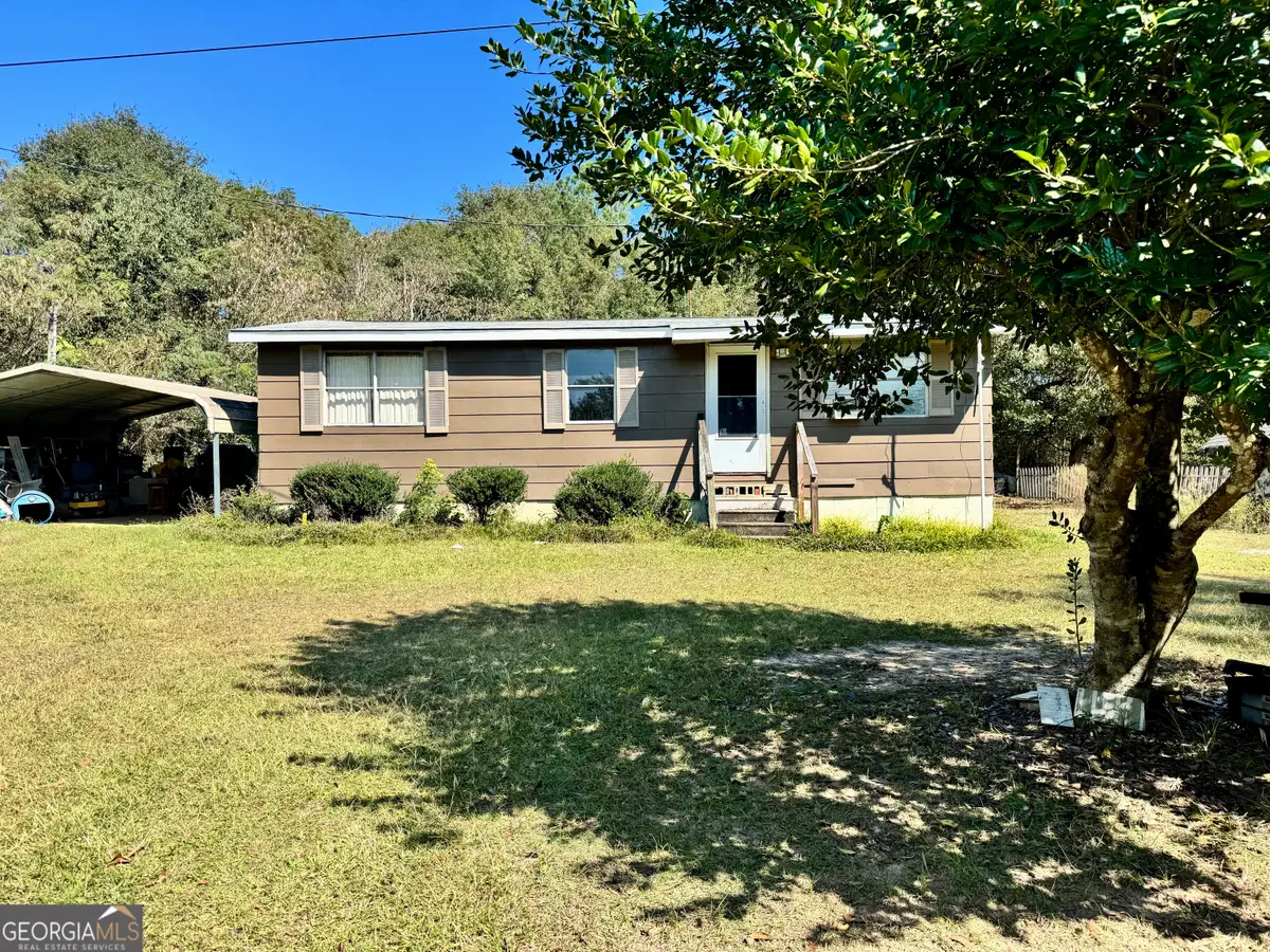 156 Churchwell Road, Cochran, GA 31014 - Image #1