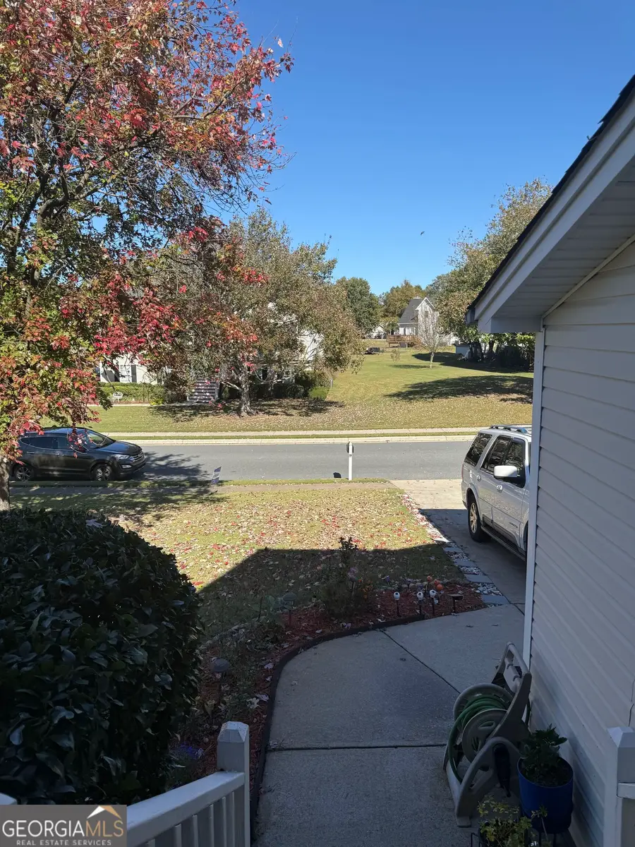 418 Jasmine Drive, Winder, GA 30680 - Image #2