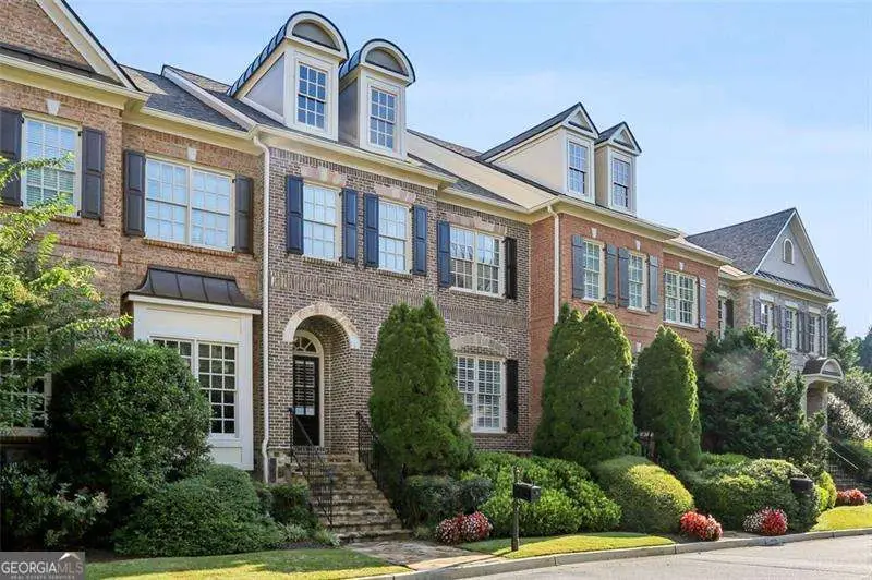 594 Parkside Village Way Nw, Marietta, GA 30060 - Image #2