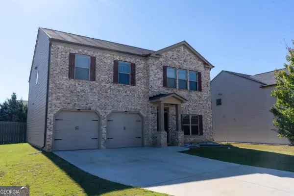 216 Loganview Drive, Loganville, GA 30052