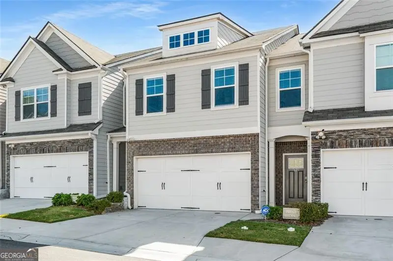 7624 Squire Court, Fairburn, GA 30213 - Image #2