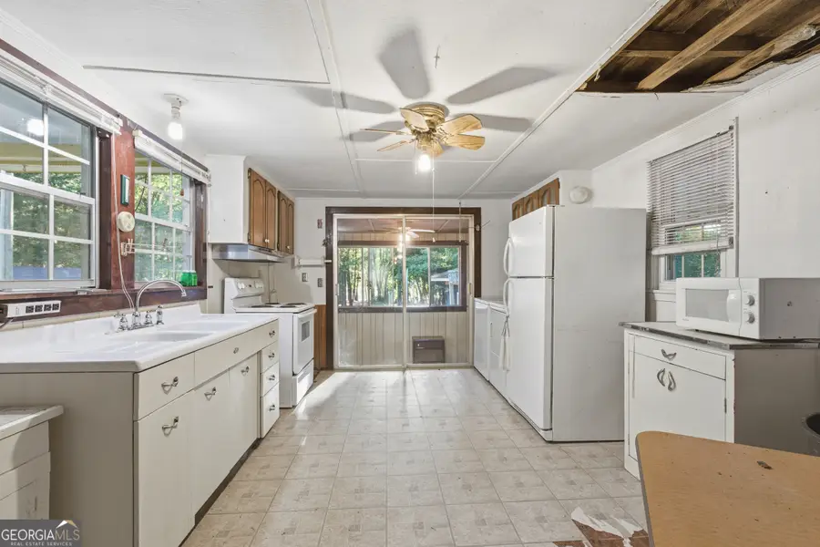 71 Lazy Day Lane, Lavonia, GA 30553 - Image #3