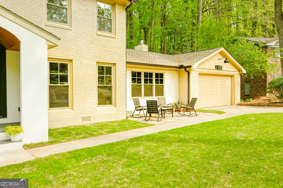 2433 Helmsdale Drive Ne, Atlanta, GA 30345 - Image #3