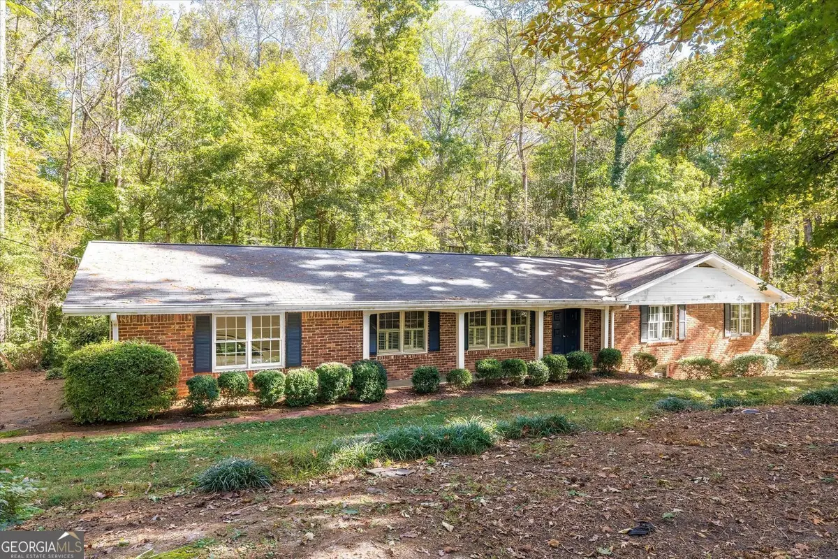 2350 Oxbow Circle, Stone Mountain, GA 30087 - Image #1