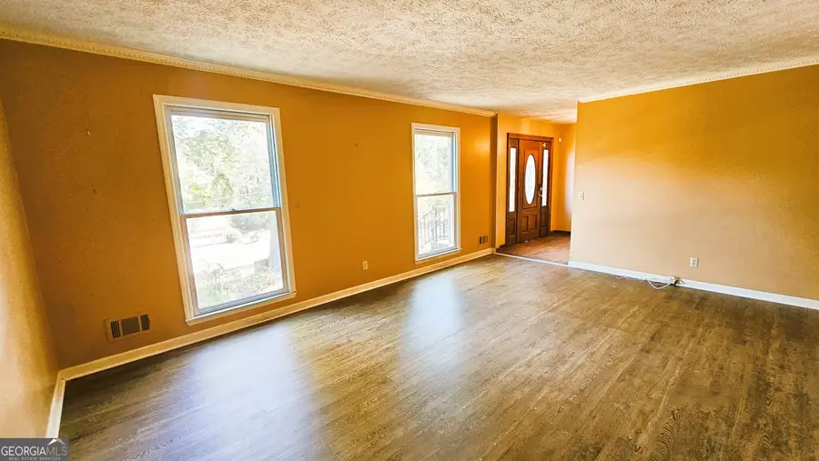 2713 Fieldstone Drive Se, Conyers, GA 30013 - Image #2