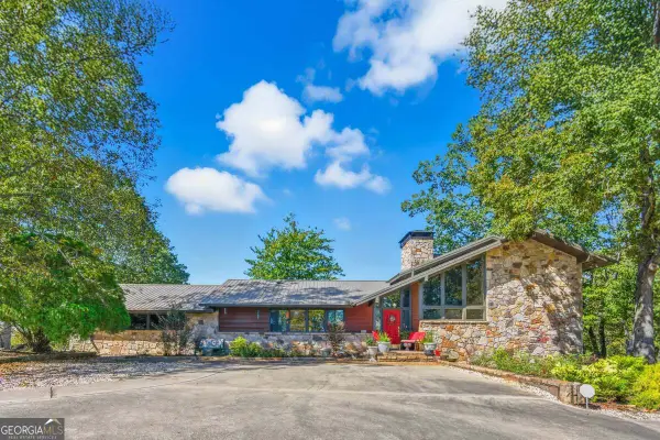 1509 High Point Road, Bowdon, GA 30108